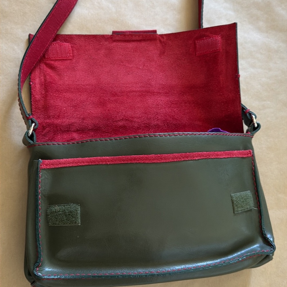 Francesco Biasia Army Green Deep Red Leather N Suede Shoulder Bag MINT condition - Picture 5 of 16